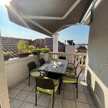 Goga Apartment