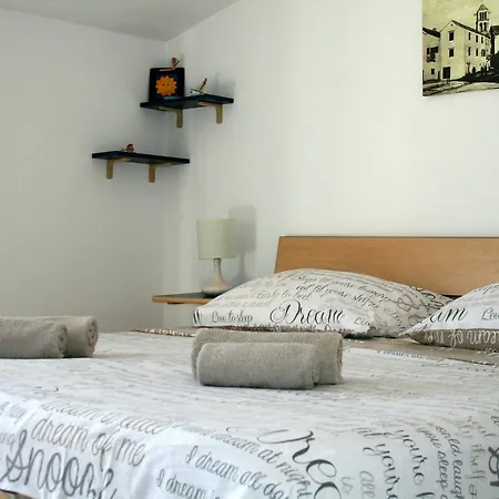 Lägenhet Goga Vodice